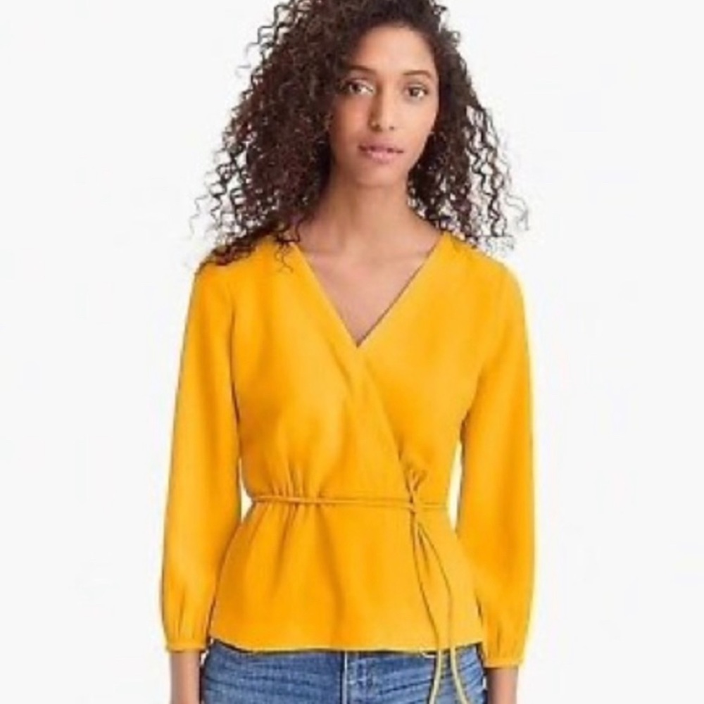 JCrew drapey crepe top 💛💛💛
